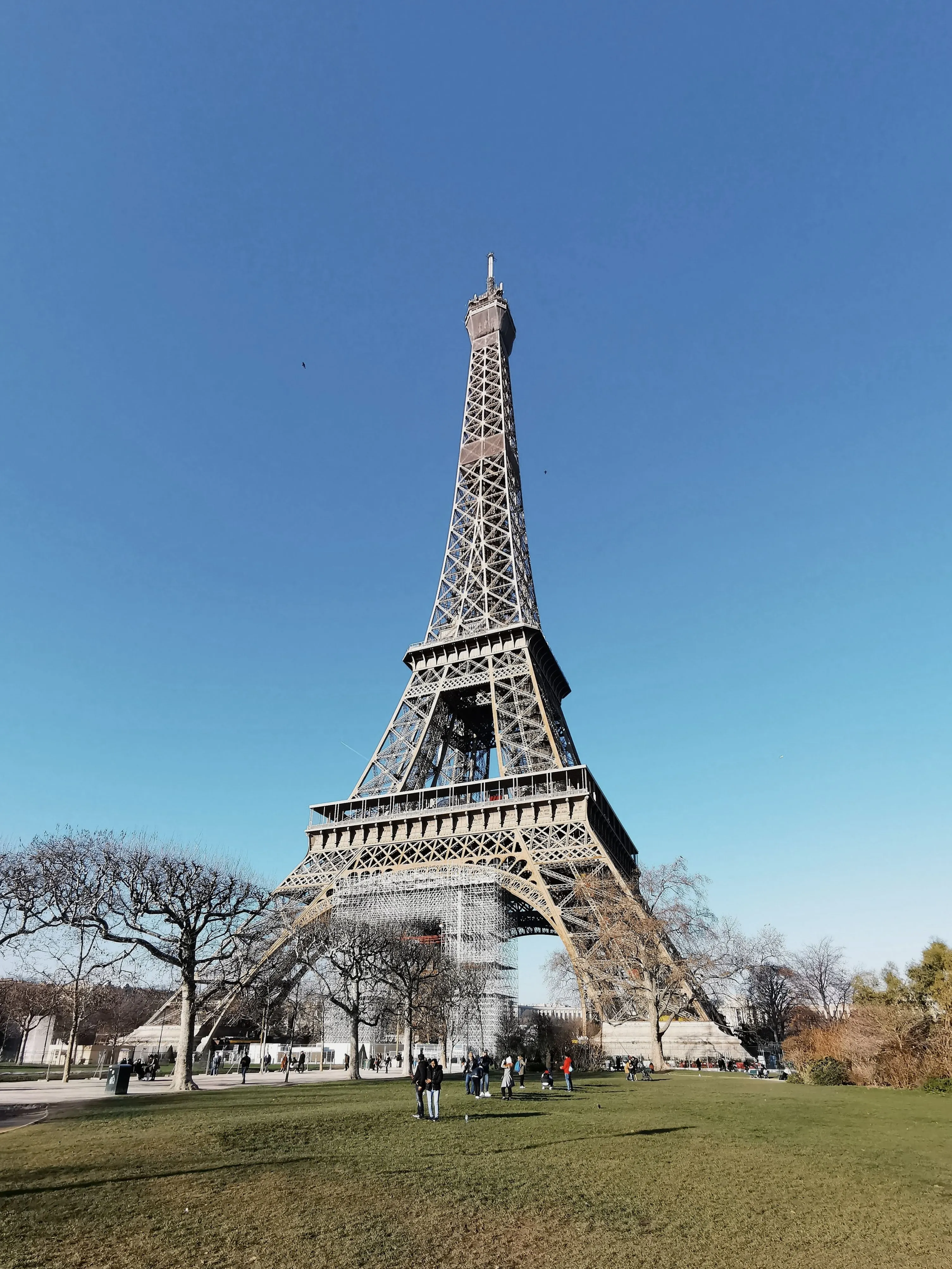 Eiffel Tower (Europe & UK)